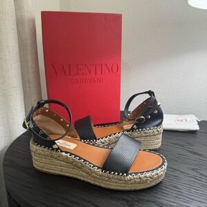 Valentino Garavani Rockstud Espadrille 55 Sandals Leather Black 37